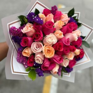 RAMO DE 30 ROSAS