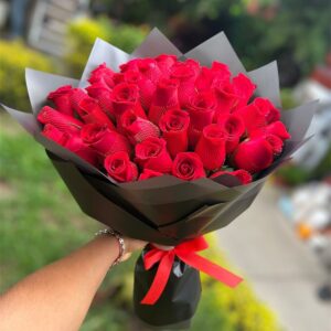RAMO DE ROSAS