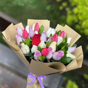 RAMO DE 30 ROSAS